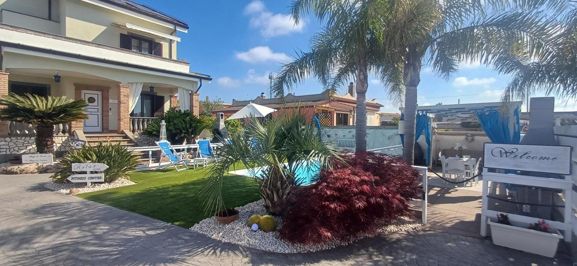 Alloggi Turistici Con Piscina Palestra Jacuzzi Sauna Anzio Exterior photo